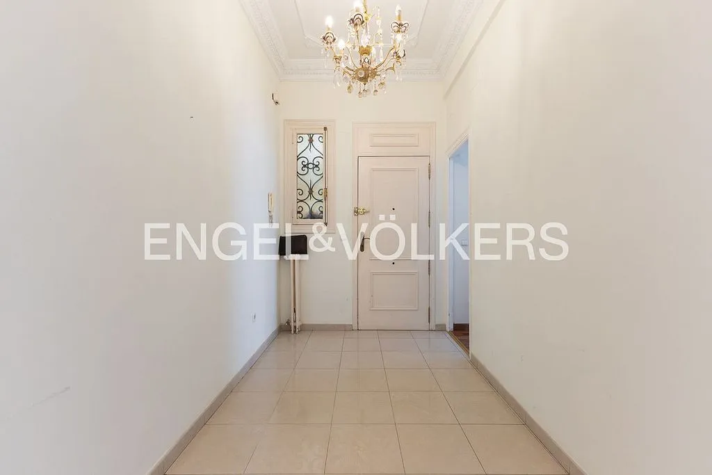 Entrée - Apartment with Balcony in Gran Vía, Valencia