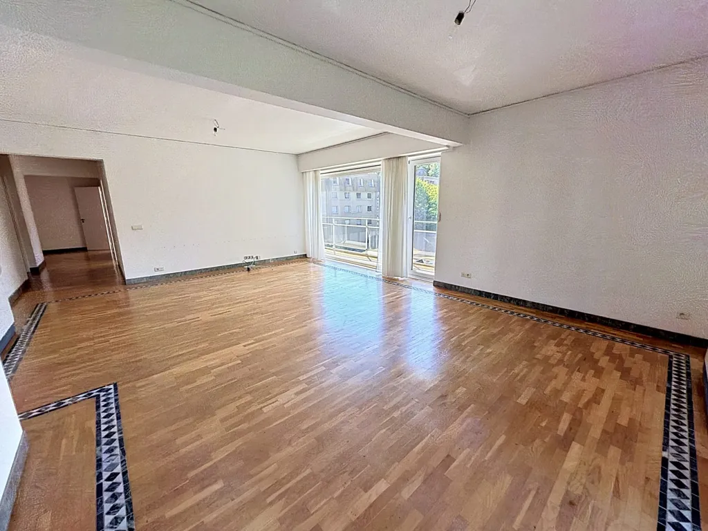 Elutuba - Two-Bedroom Flat with Terraces in Dilbeek