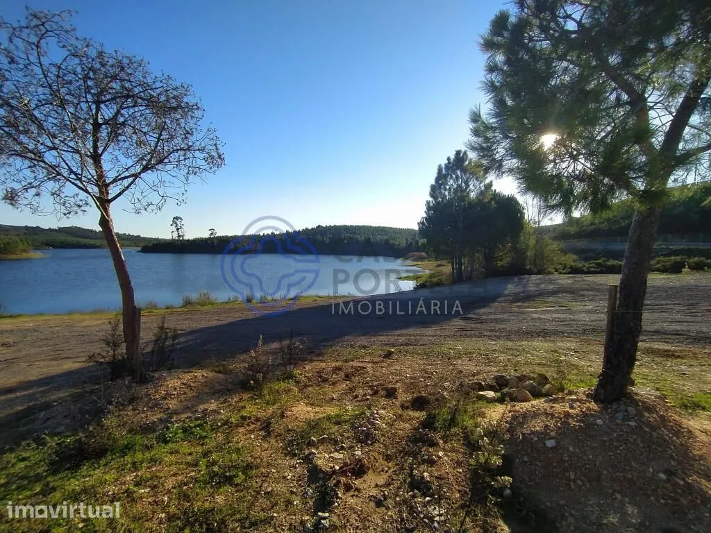 Aed - Construction Plot with Two Levels in Tomar