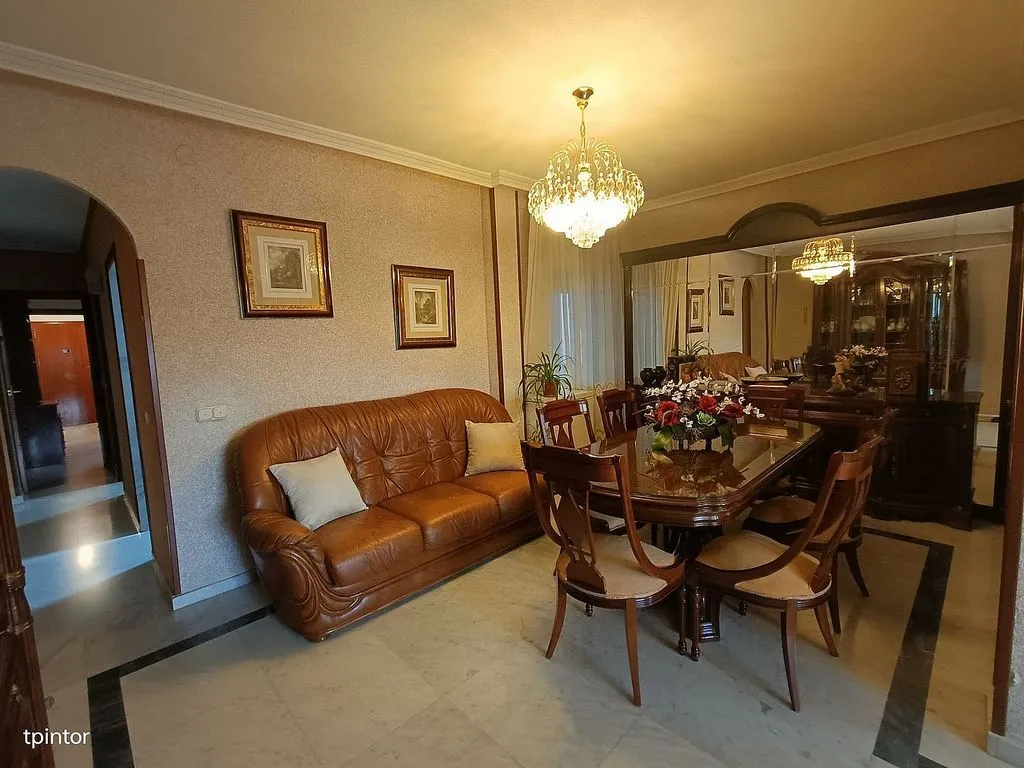 Söögituba - Furnished Flat with Terrace in Cáceres Centre