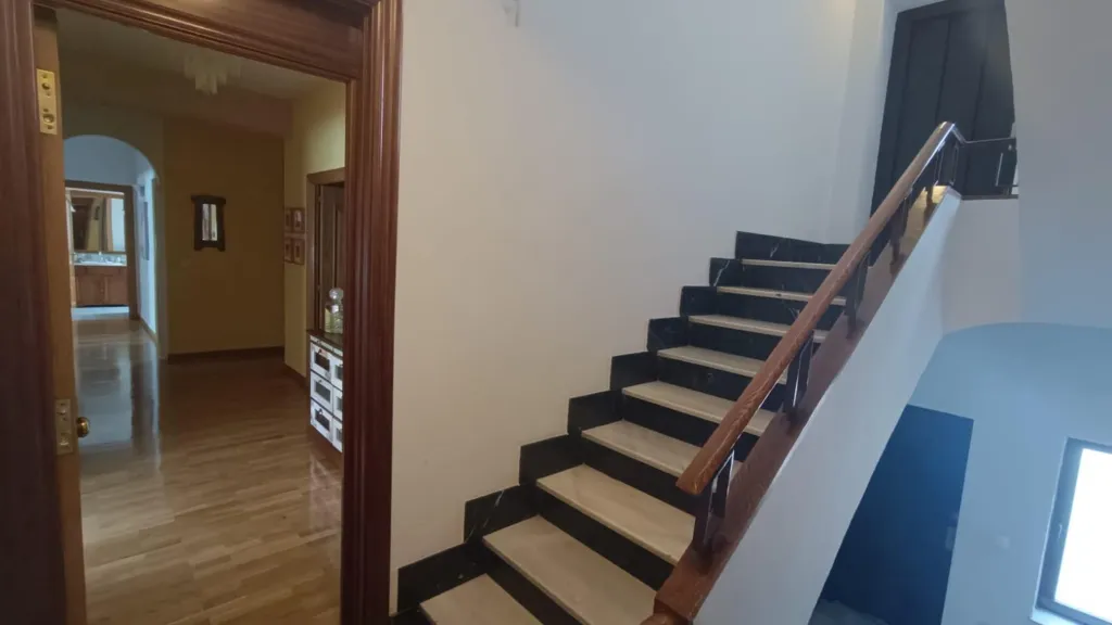 Rooms - Reformated Flat with High Ceilings in Zamora