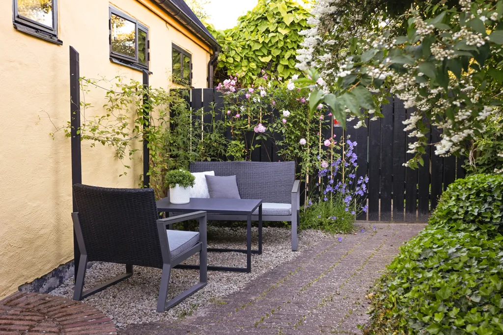 Jardín - Modernist Villa with Orangery in Falsterbo