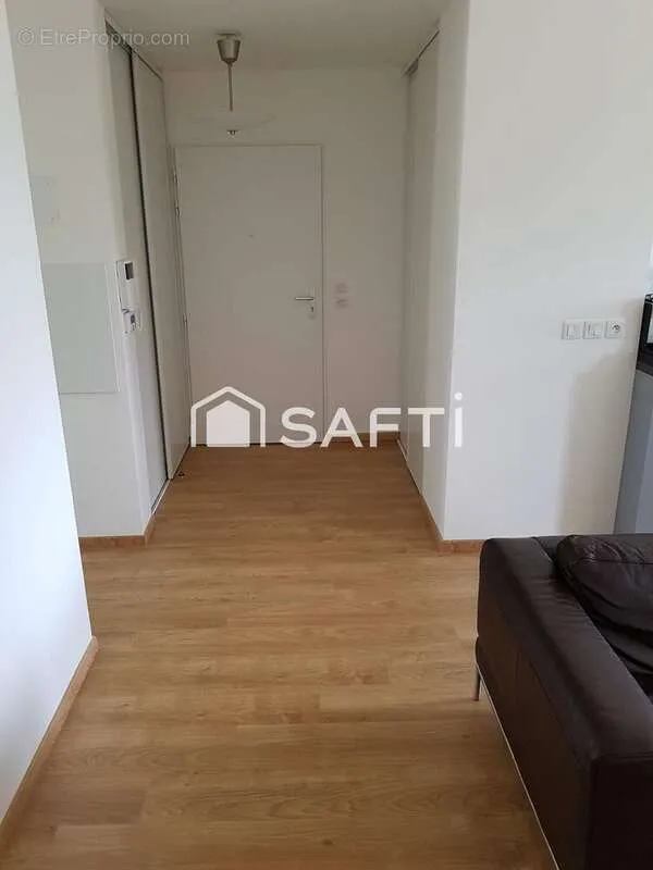 Elutuba - Attic Apartment with Terrace in Mérignac Centre