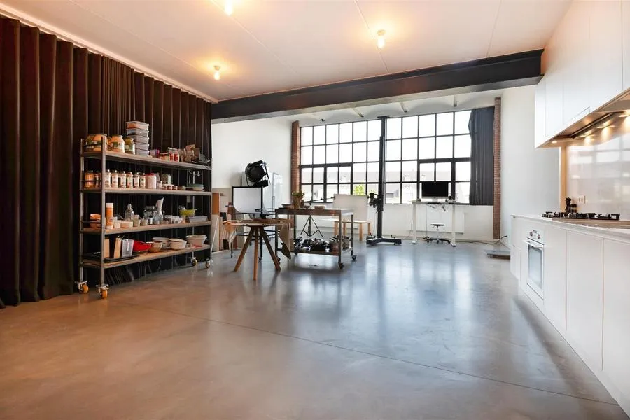 Cuisine - Loft Industriel avec Terrasse à Herzele