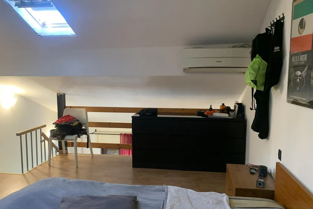 Bedrooms - Duplex Apartment with Balcony in Monza