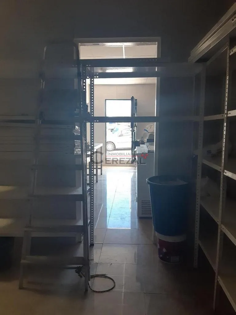 Pesuköök - Local with 30 m² in Vélez-Málaga
