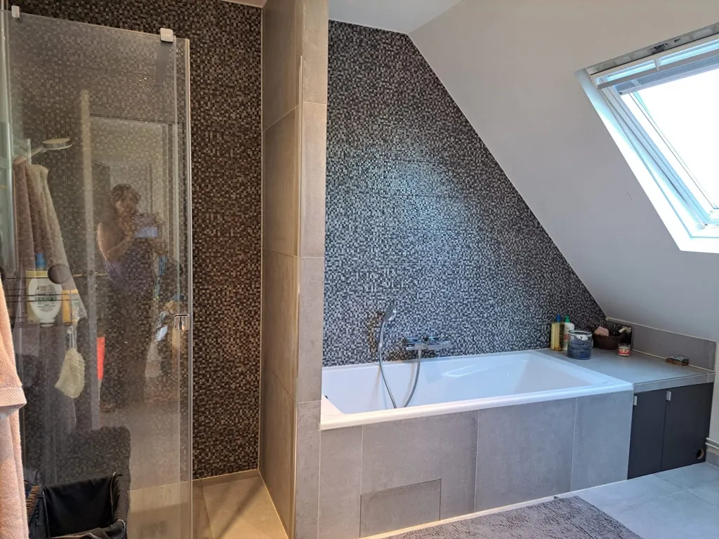 Salles de bain - Maison avec Terrasse et Piscine à Clamart