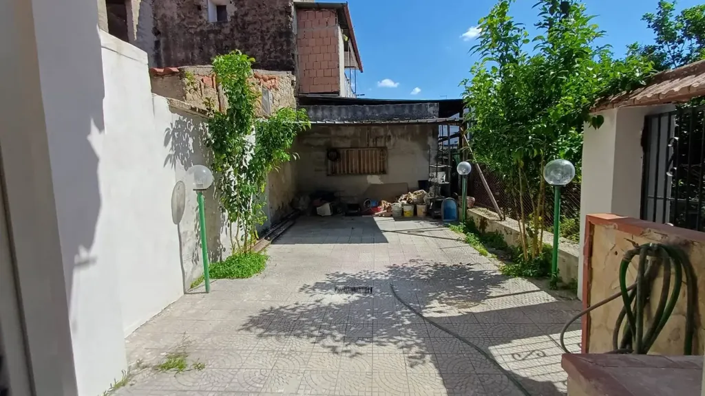 Jardin - Armed Studio in Historic Centre, Casagiove