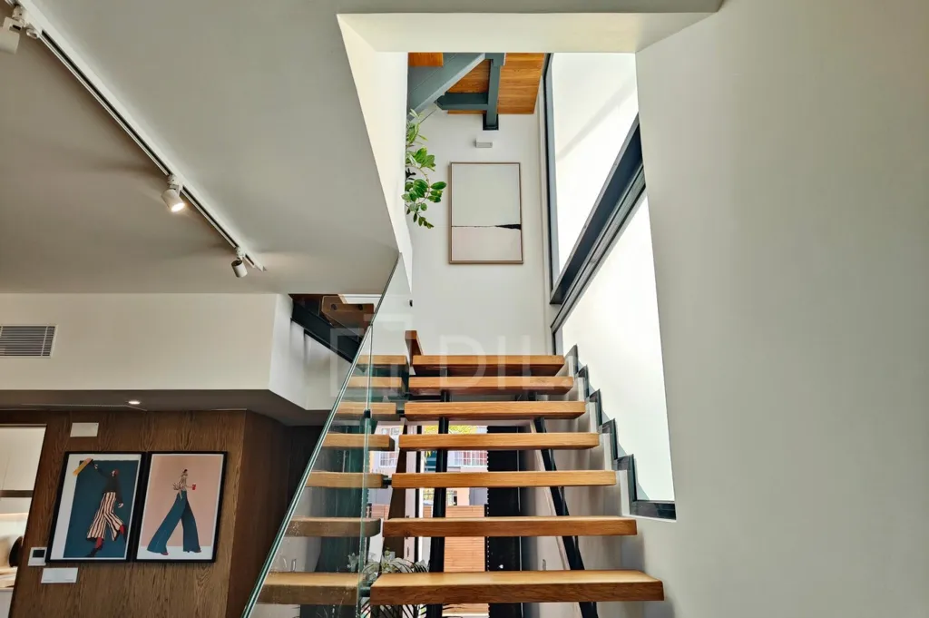 Toad - Contemporary House with Pool in Cascais