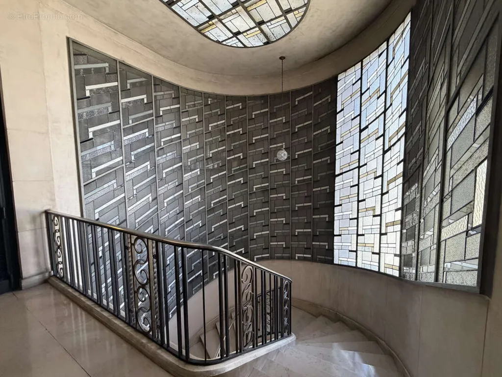 Stanze - Art Deco Apartment with Balcony in Saint-Étienne Centre
