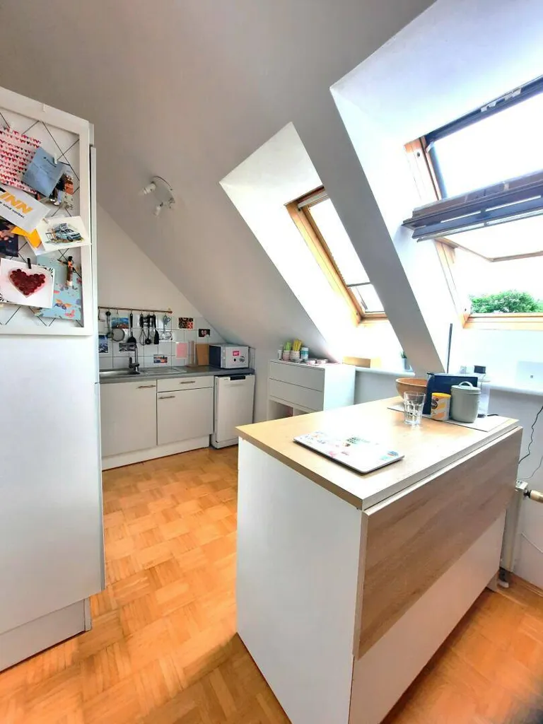 Köök - 2-Bedroom Apartment with Parking in Top Location