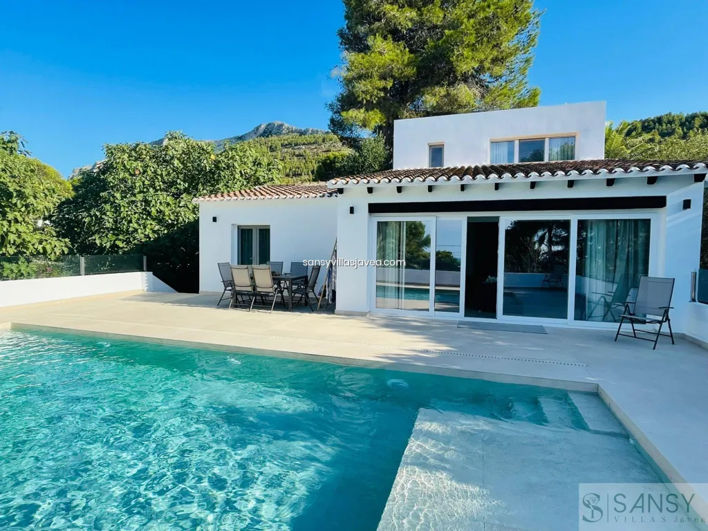 Bassein - New Villa with Sea Views in Denia