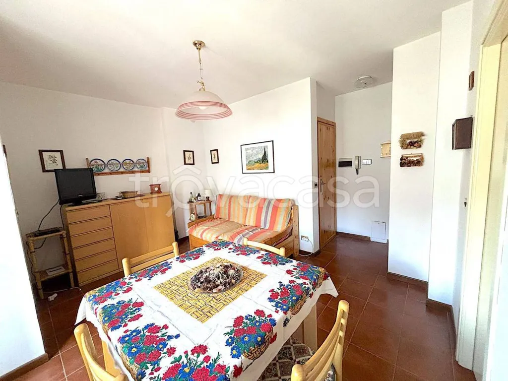 Söögituba - Three-bedroom Apartment with Balcony in Oulx
