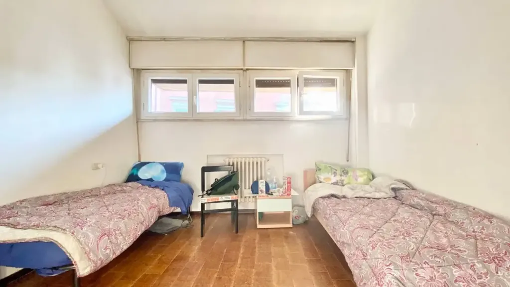 Bedrooms - 5-Bedroom Apartment in Central Ancona