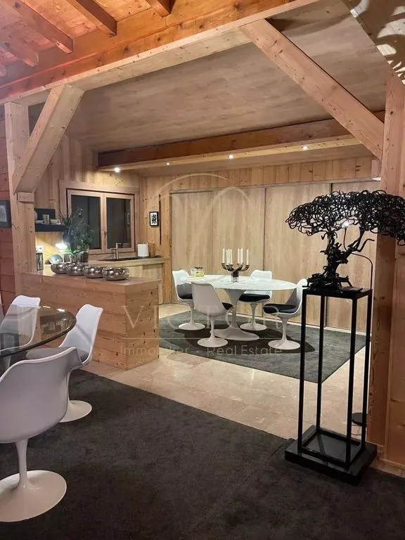 Salle à manger - Chalet de luxe avec vue montagne à Megève