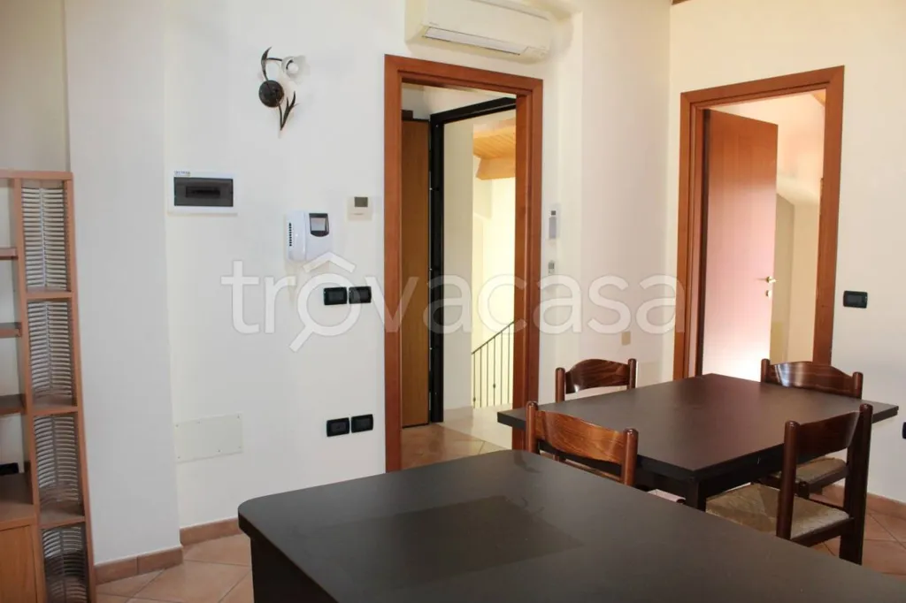 Salle à manger - Mansard Apartment with Terrazzo in Lugo