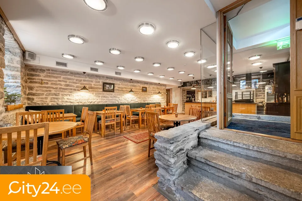 Söögituba - Loft Office with Storage in Tallinn City Centre
