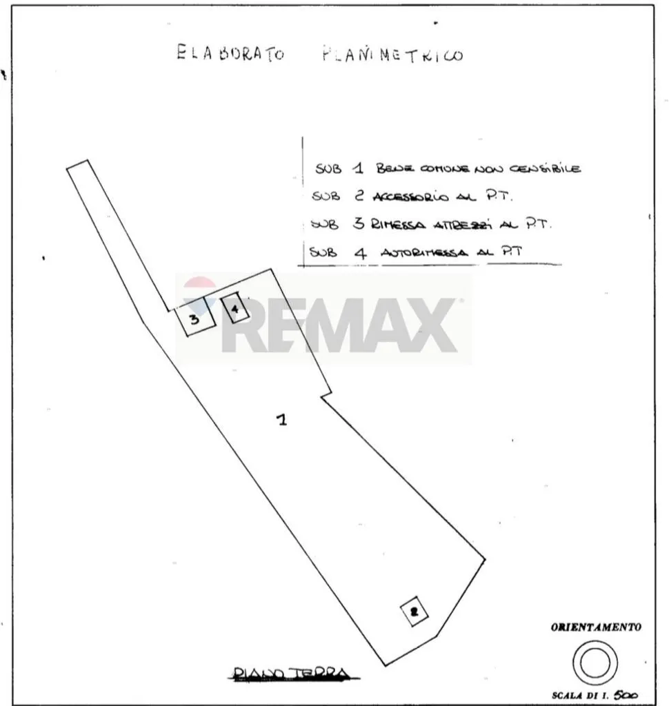 Plaan - Buildable Plot with Green Access in Foligno