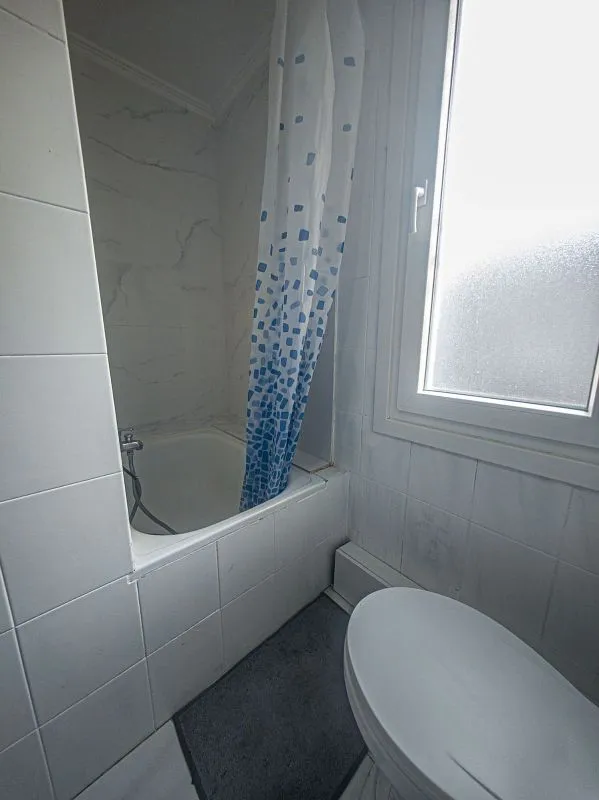 Bathrooms - Furnished Flat with Balcony in Santa Lucía
