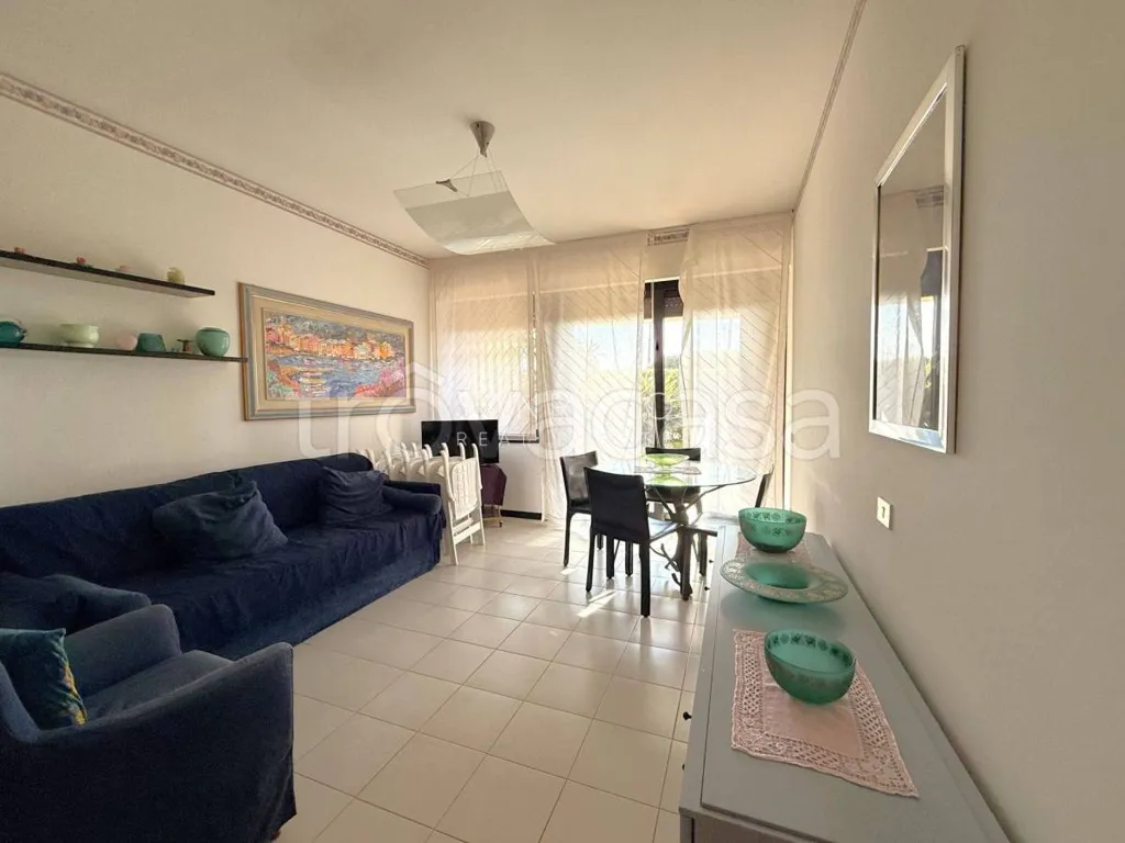 Elutuba - Trilocale with Sea View in Sanremo