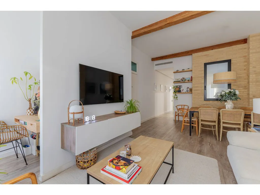 Elutuba - Modernised Flat with Balcony in Gran Vía