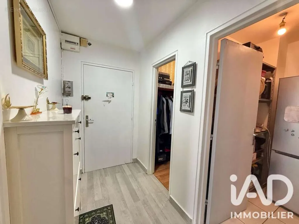 Ingresso - Apartment with Balcony in Meaux