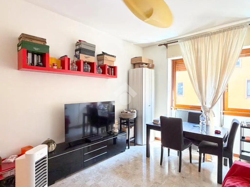 Elutuba - Elegant 2-Bedroom in Central Milan