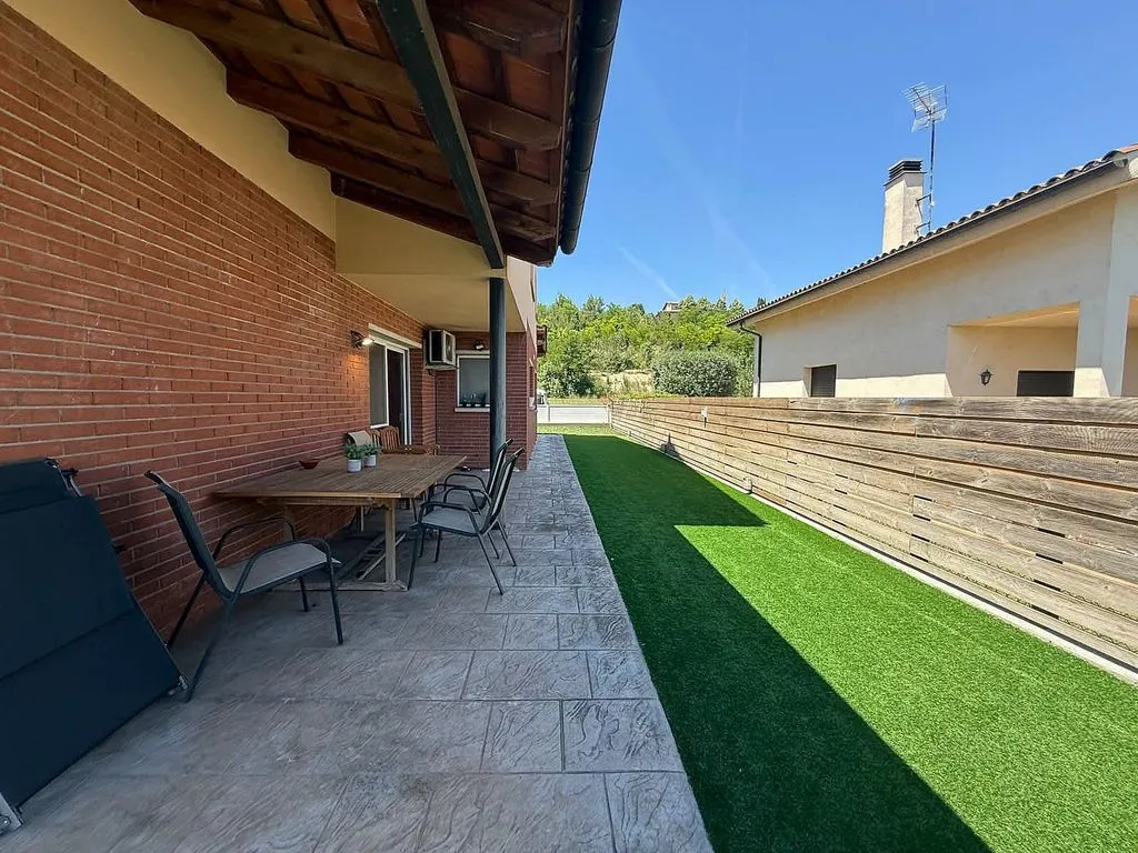 Terrasse - Chalet with Pool and Terrace in Gurb