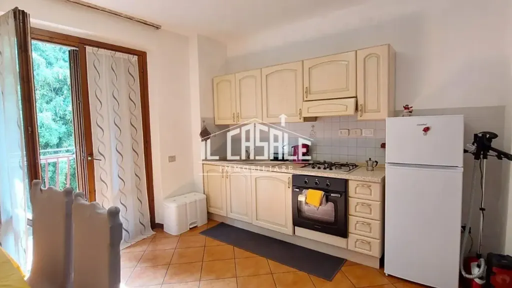 Cuisine - Quadrilocale with Balcony in Londa