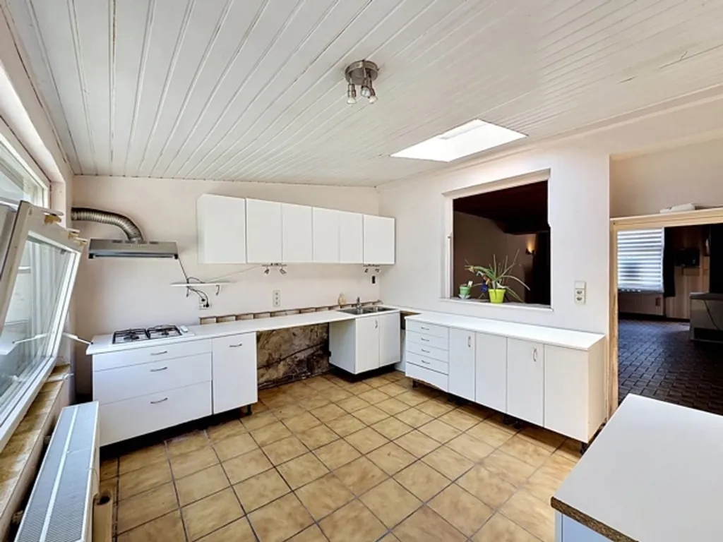 Cuisine - Maison à Rafraîchir avec Terrasse à Couillet
