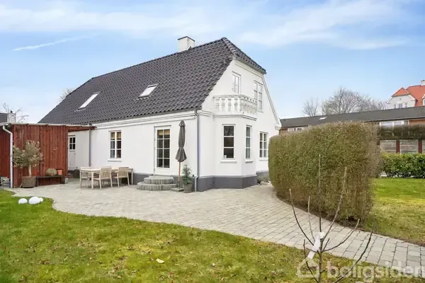Välivaade - Modernised Villa with Garden in Ølstykke