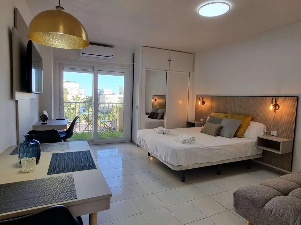 Chambres - Refurbished Studio with Sea View in Benalmádena