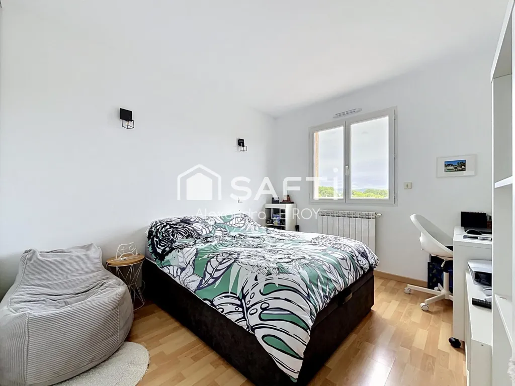 Magamistoad - Villa with Pool in Quiet Gignac