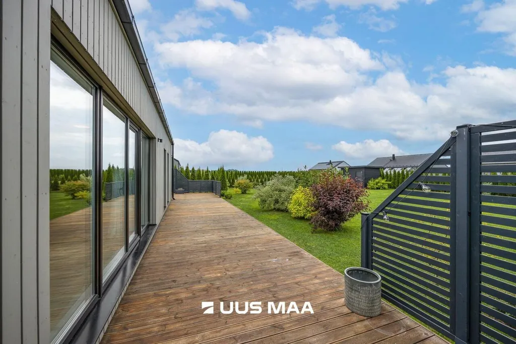 Terrass - Stone House with Terrace in Uuesalu