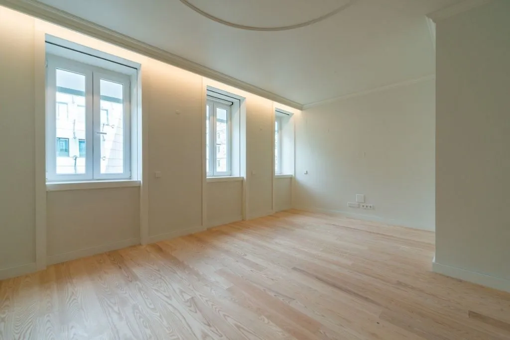 Pièces - Luxury Flat with Balcony in Lisbon
