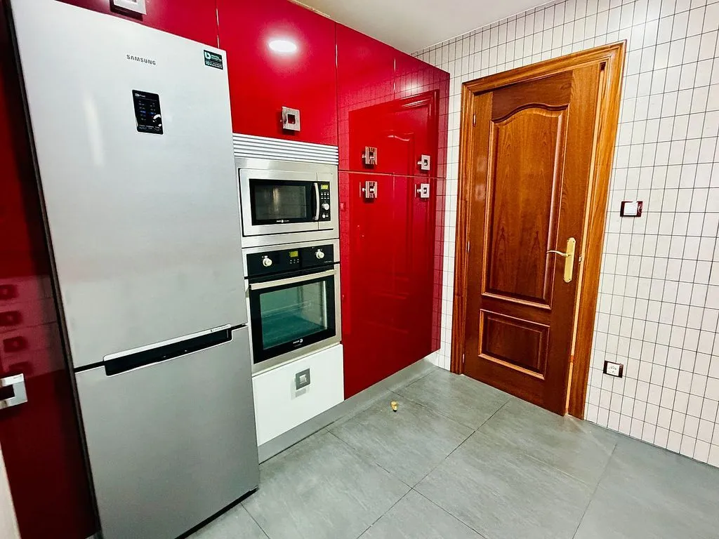 Köök - Bright Apartment with Patio in Valladolid