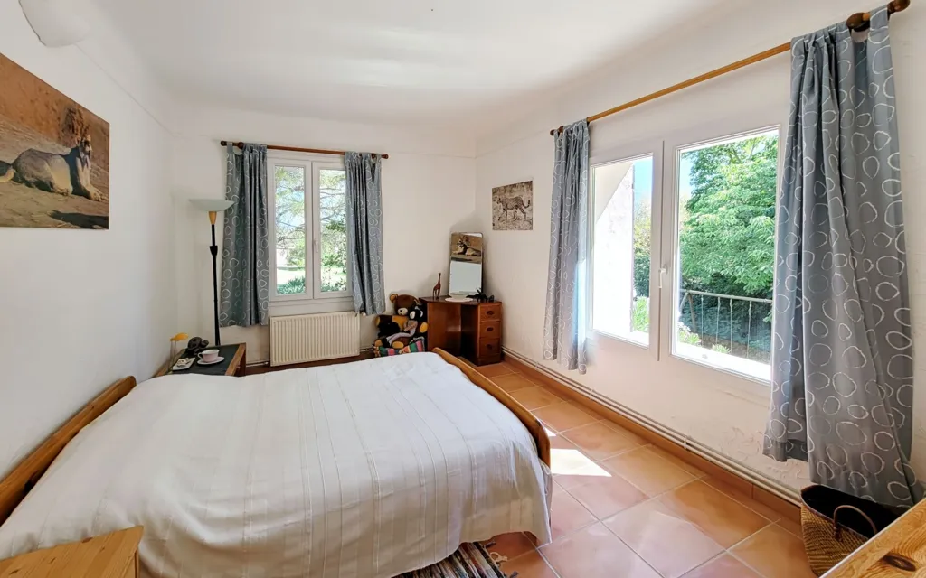 Bedrooms - Renaissance House with Pool in Manosque