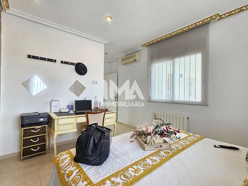 Bedrooms - Chalet with Pool and Terrace in Montepilar