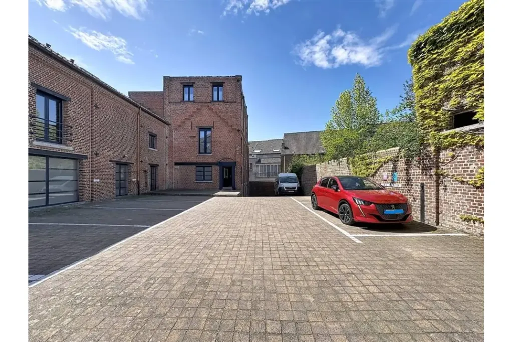 Exterior - Duplex with South-Facing Terrace in Tubize