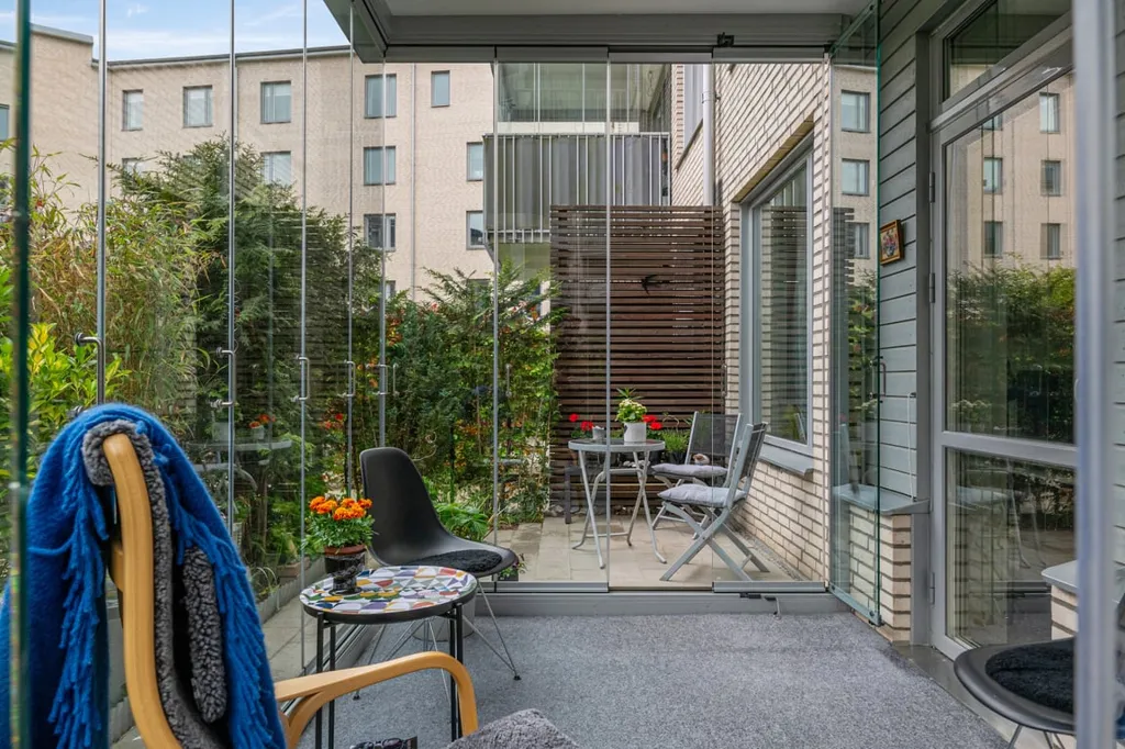 Rõdu - Apartment with Glazed Terrace in Sockerbruket
