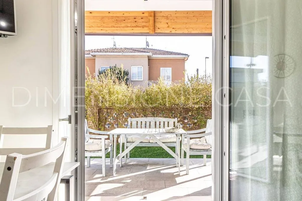 Terrass - Restored Villa with Garden in Carpi