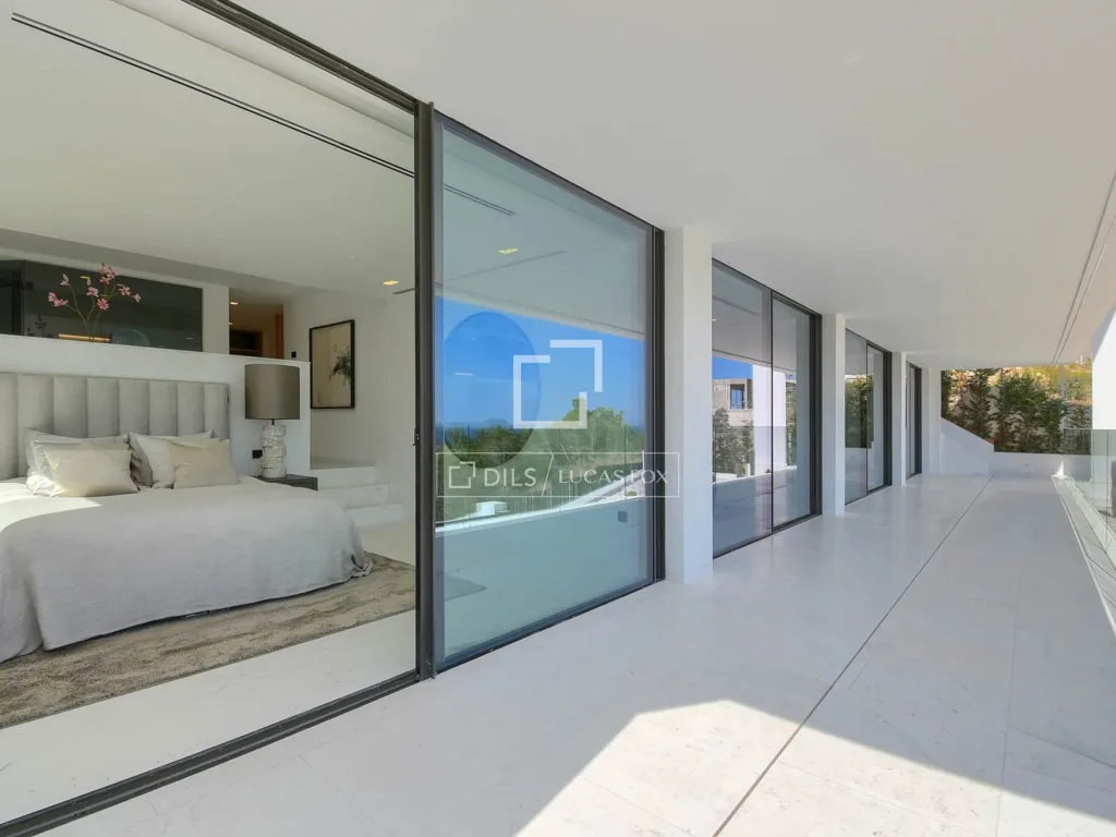 Rõdu - Modern Villa with Sea Views in Ibiza