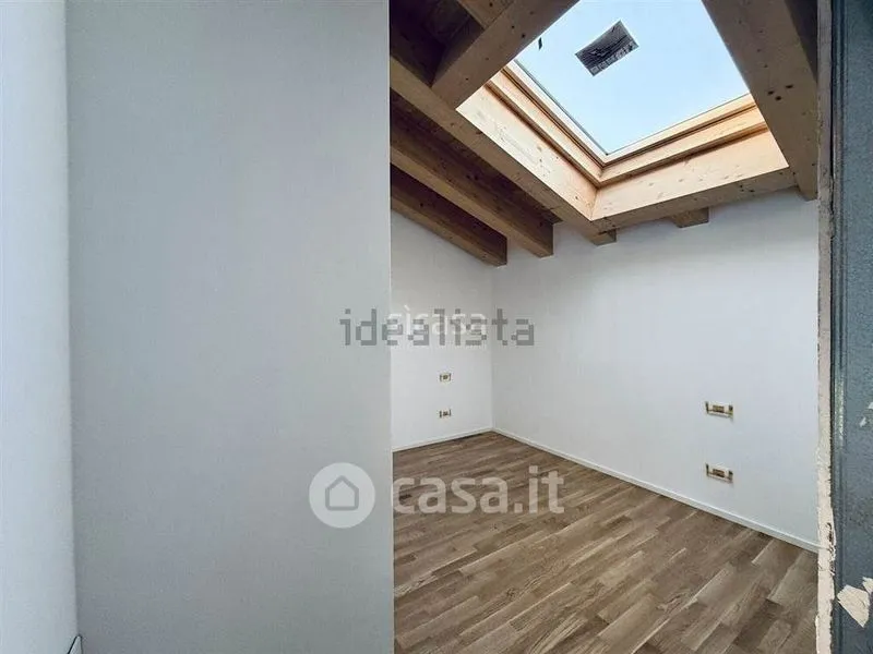 Rooms - Modern Two-Bedroom Flat with Terrace in Dueville Centre