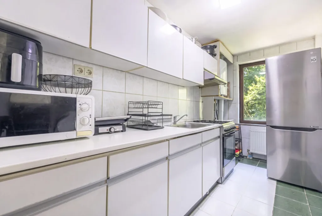 Köök - Elegant Apartment near Botanique, Brussels