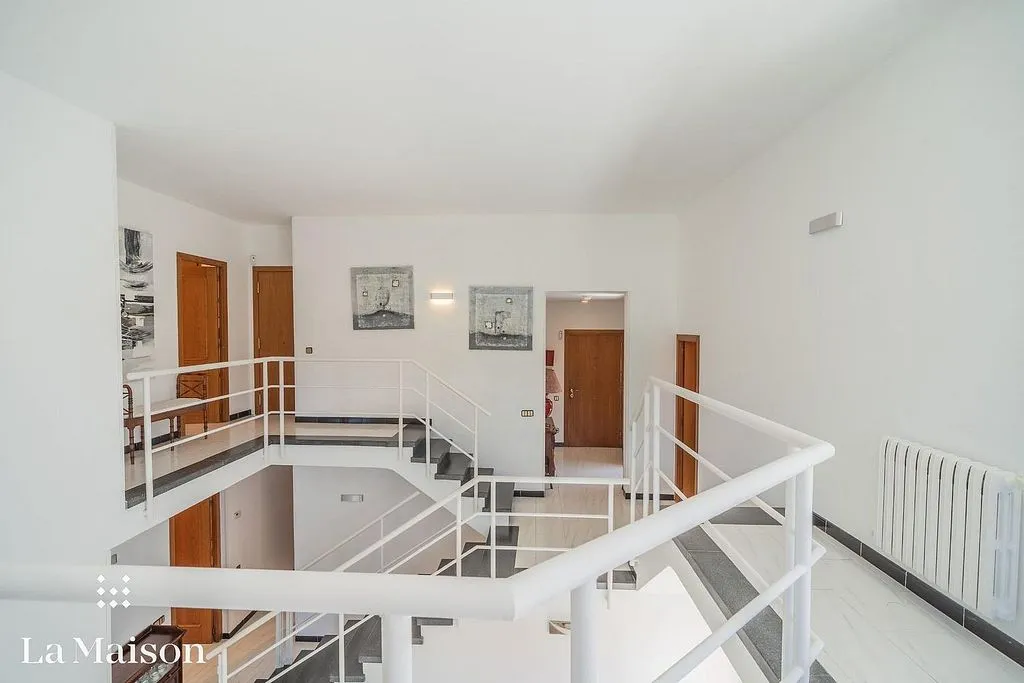Rooms - Luxury House with Pool in Arenys de Munt