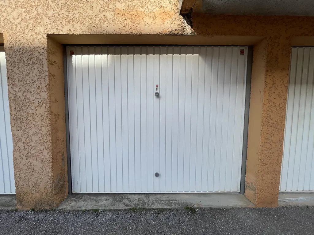 Extérieur - Duplex avec Garage Privatif à Perpignan Sud