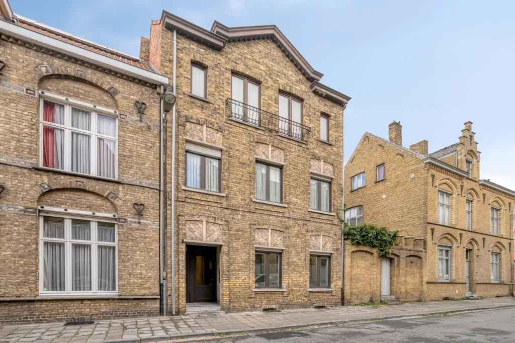 Esterno - Income Property with Central Location in Veurne