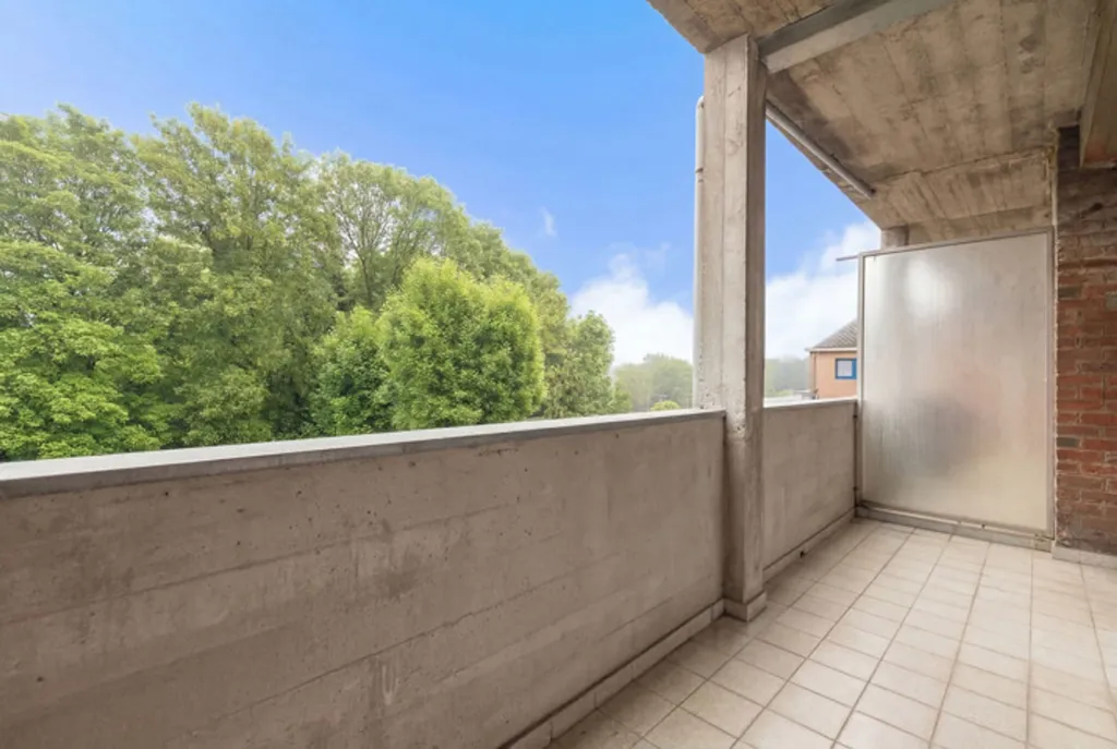 Balcon - Appartement Rénové avec Terrasse à Waterloo