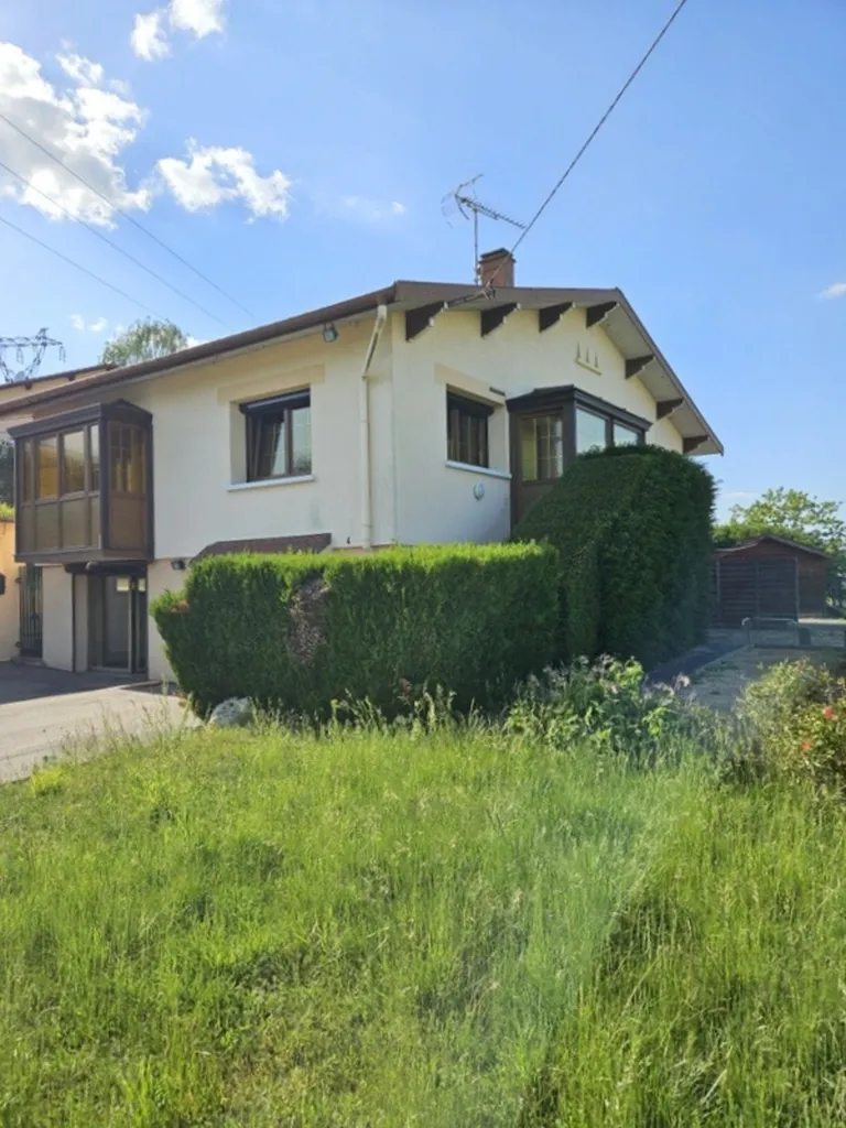 Välivaade - Traditional House with Workshop in Nomexy