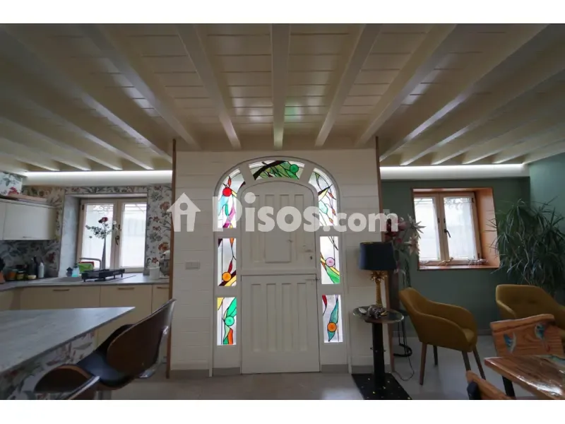 Cuisine - Chalet with Traditional Architecture in Cudón